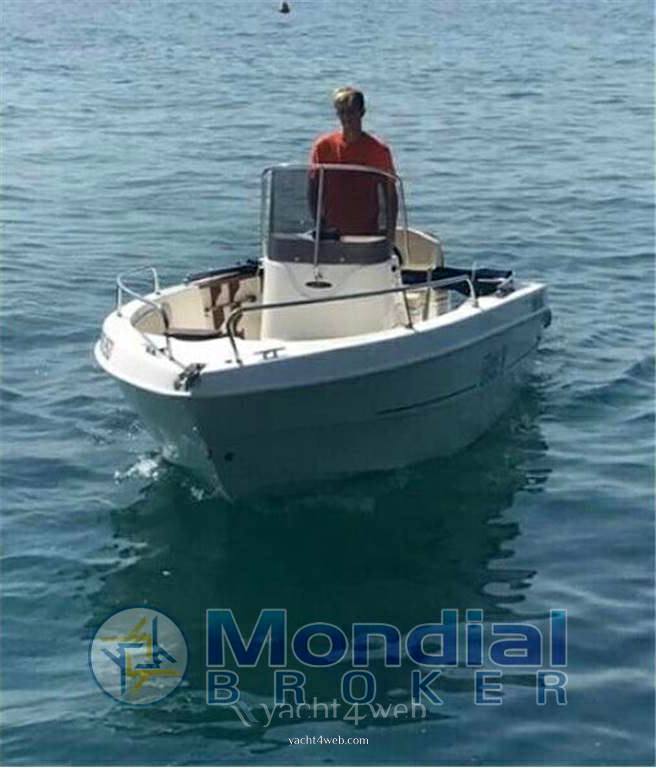 Noleggio rent mingolla 18 senza patente sul lago di garda nuova 2017 Barca a motore charter
