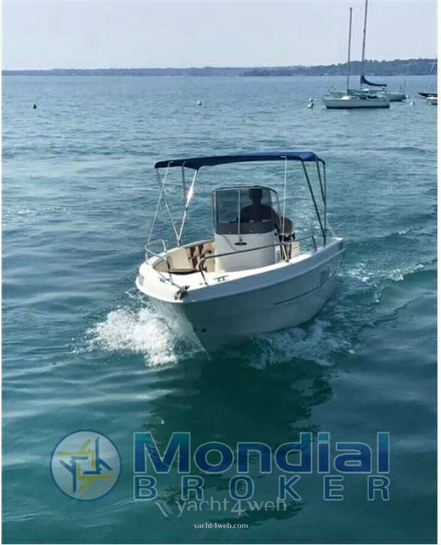 Noleggio rent mingolla 18 senza patente sul lago di garda nuova 2017 Croiseur de jour Charte