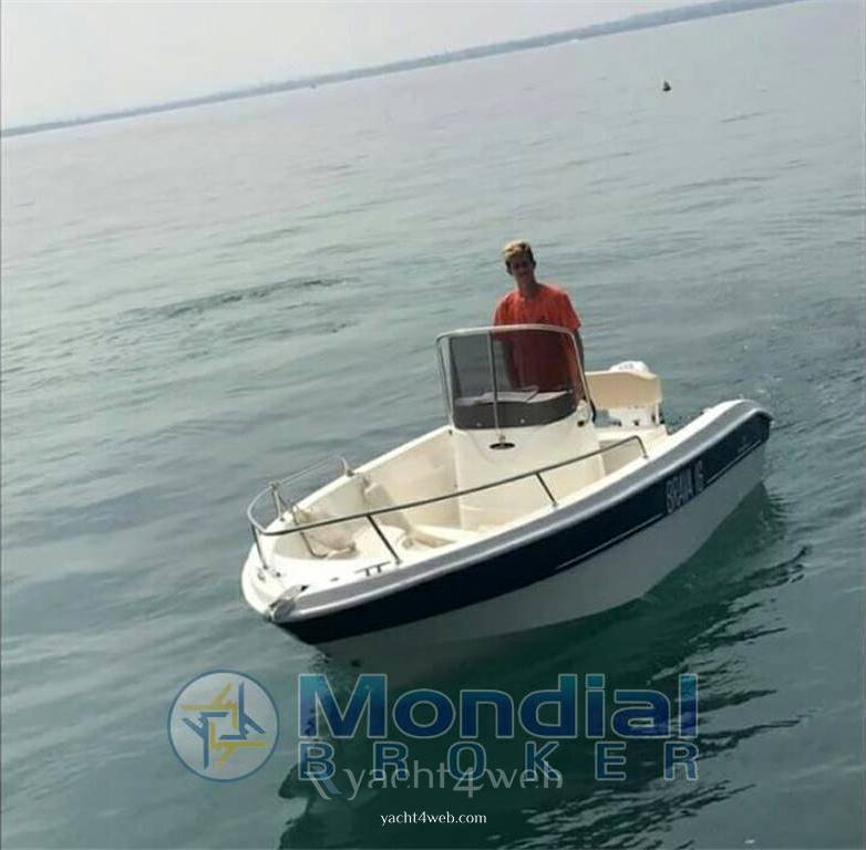 Noleggio charter mingolla 16 open senza motore sul lago di garda nuova 宪章 》