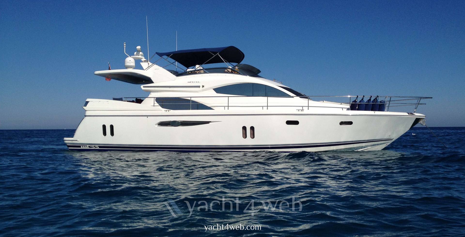 Pearl 55 Motor boat used for sale