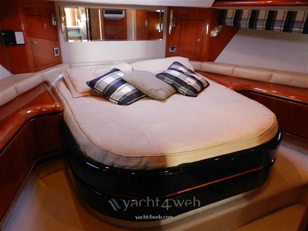 Pearl 55 Motoryacht verwendet