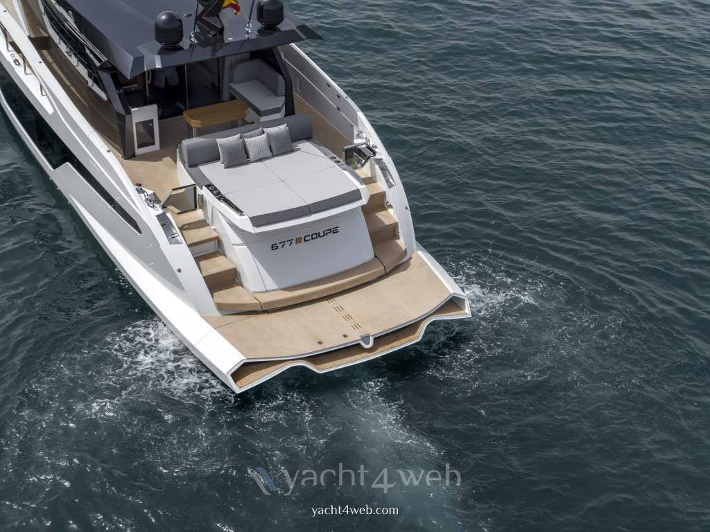 Astondoa 677 coupe Yacht à moteur