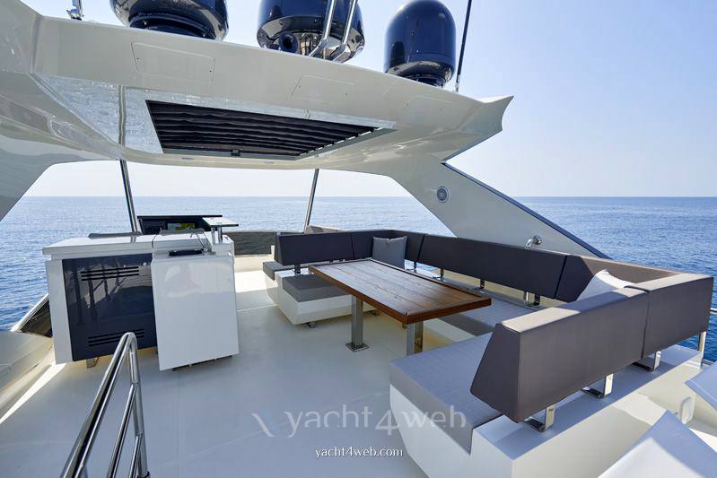 Astondoa 66 fly Motoryacht verwendet