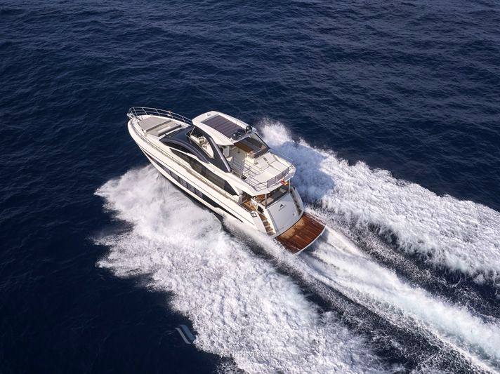 Astondoa 66 fly Motor yacht used