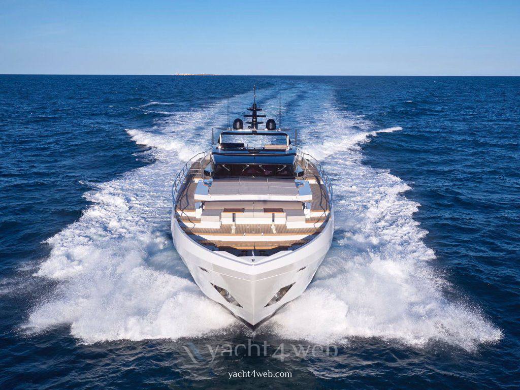 Astondoa 100 century Motor yacht