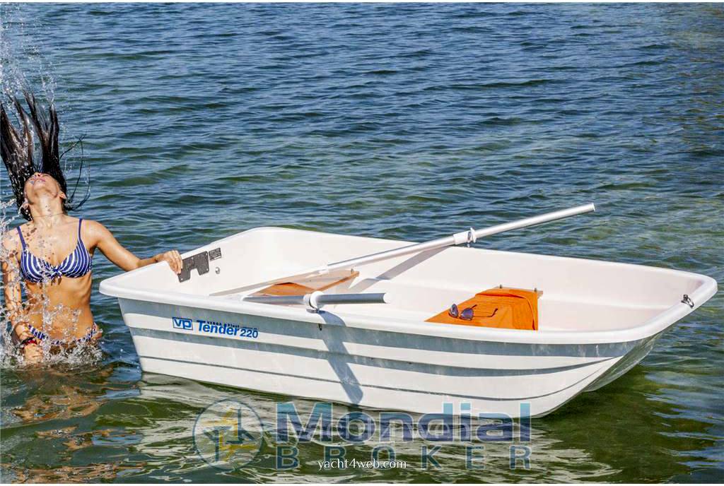 Verga 1958 Tender 245 bateau à moteur