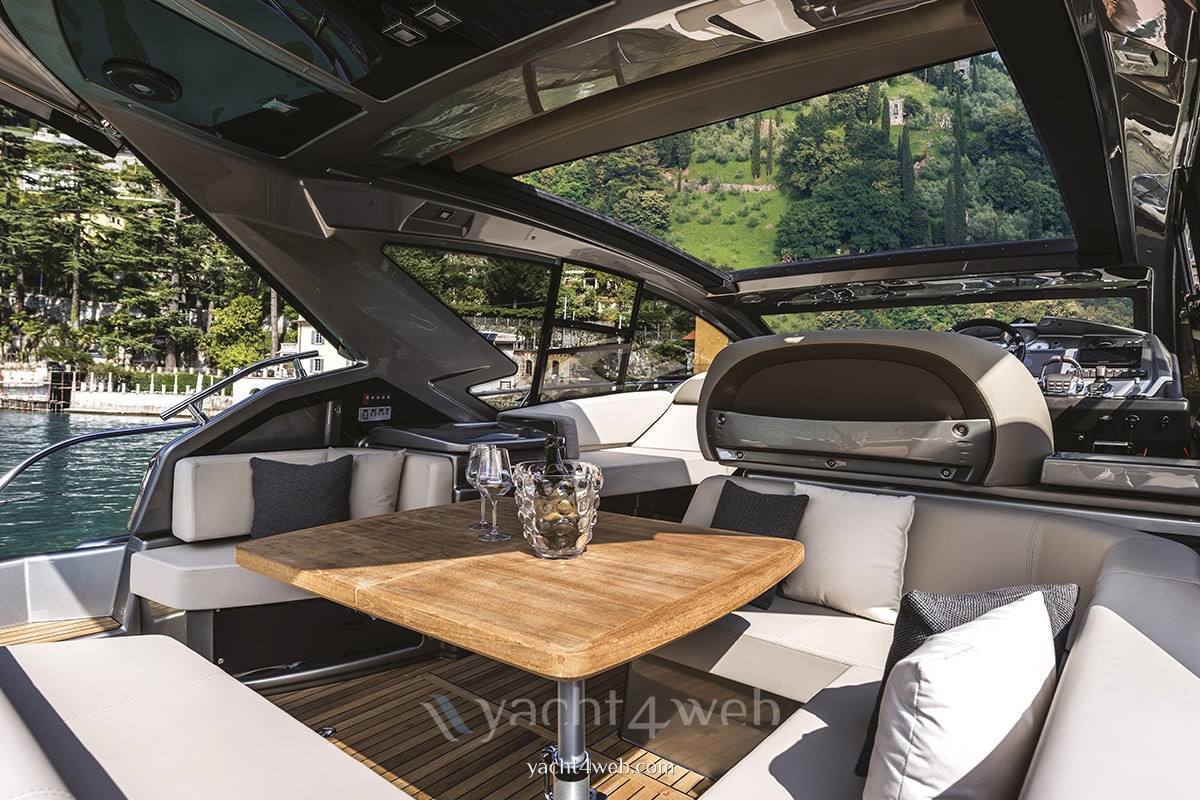 Cranchi M44 Bateau nouveau en vente