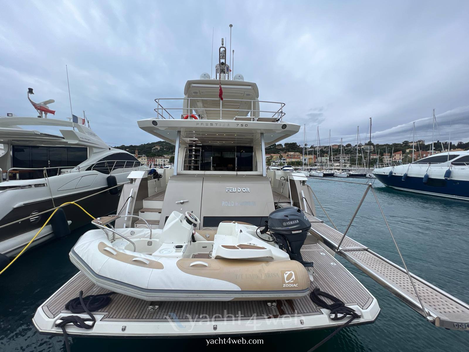 Prestige 750 Boat used for sale