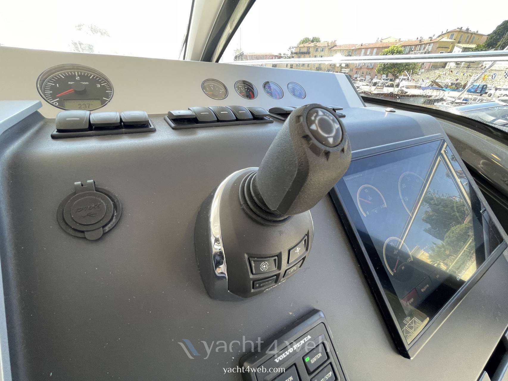 Fairline Targa 45 open usado