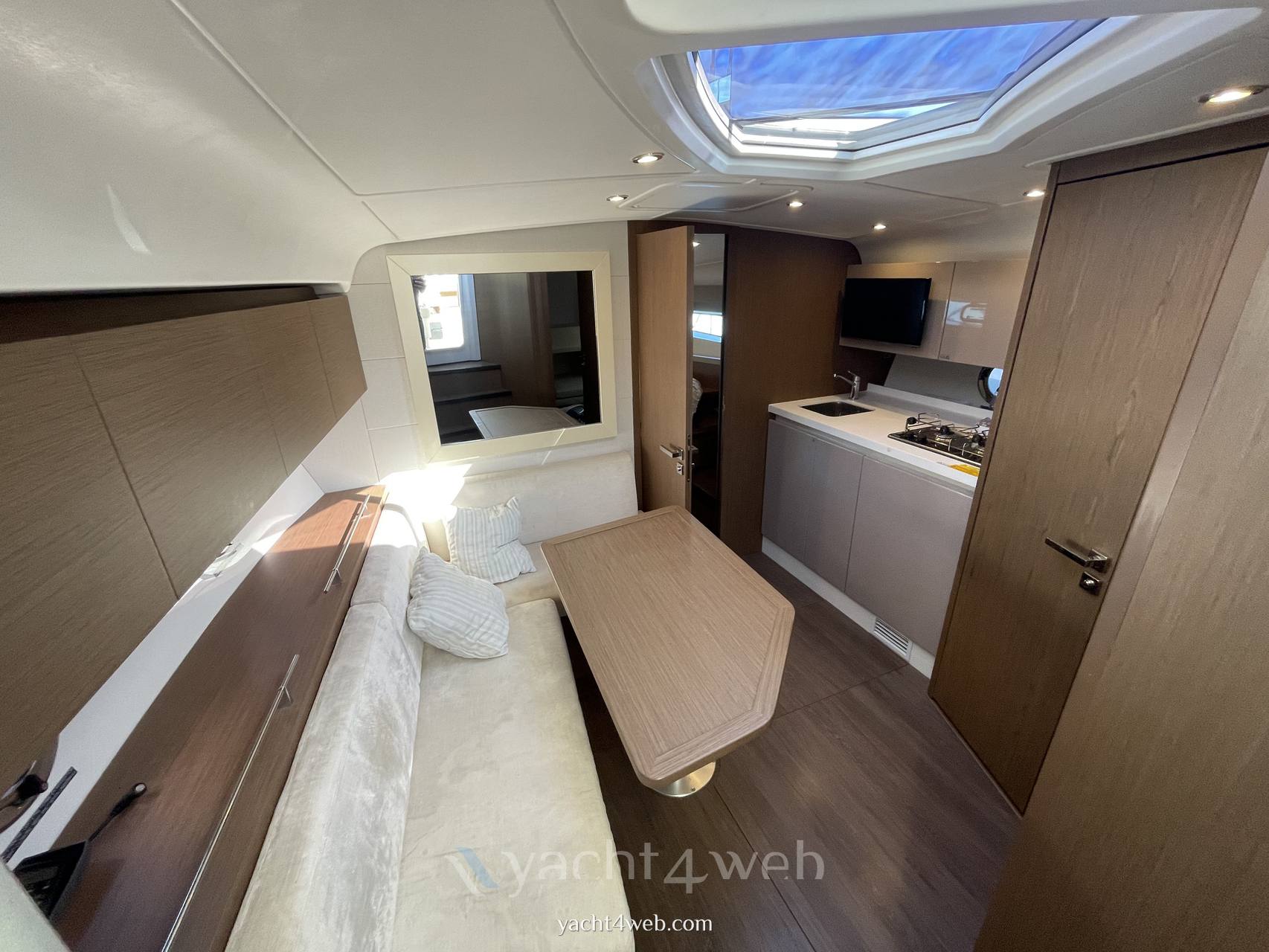 Beneteau Gt 40 используется