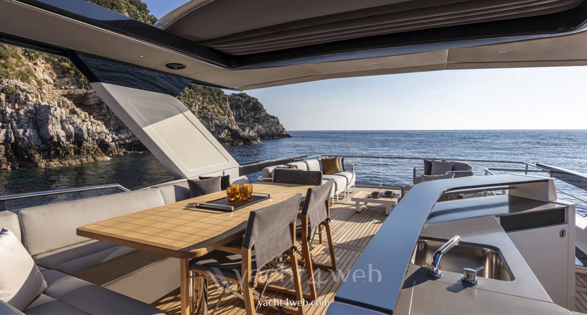 Absolute Navetta 64 bateau