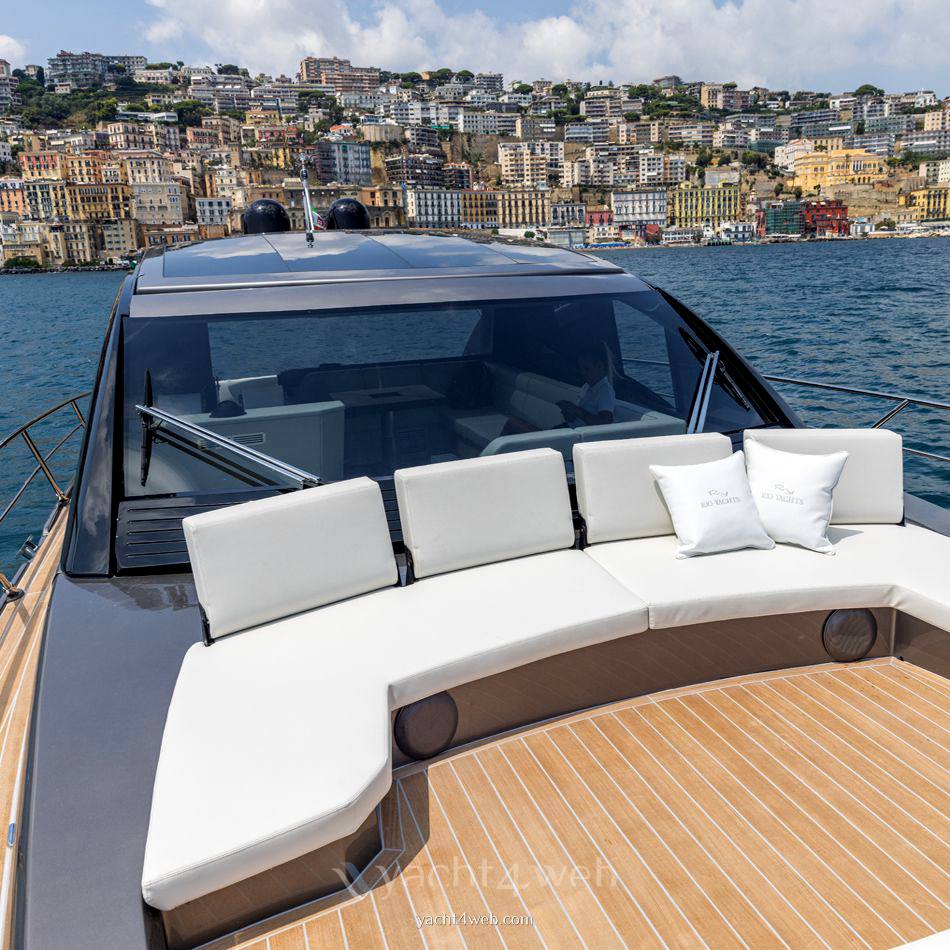 Rio yachts Sport coupe 58 Boat используется для продажи