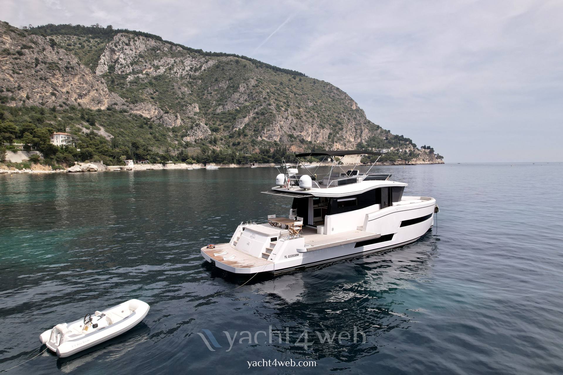 Pardo yachts 60 endurance barco