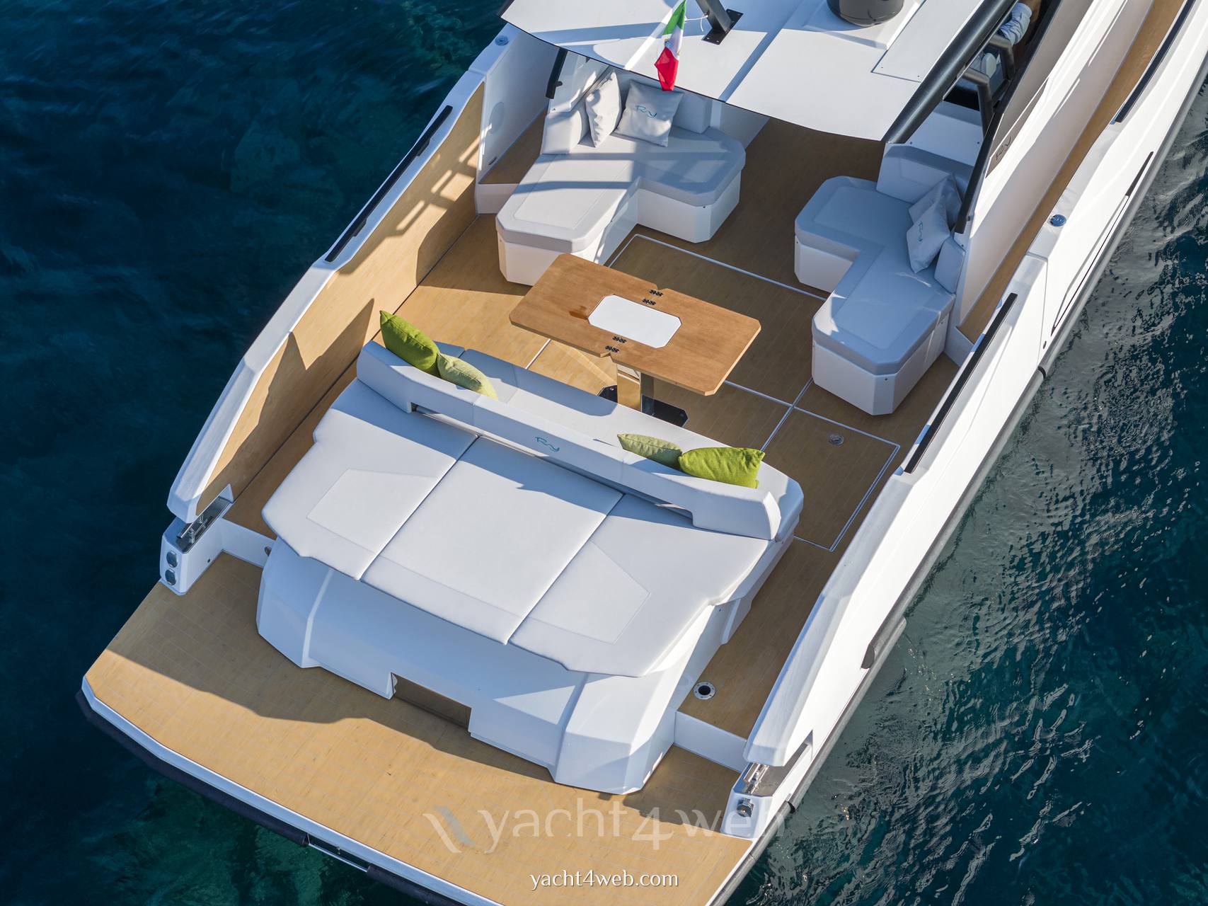 Rio yachts Daytona 45 小船