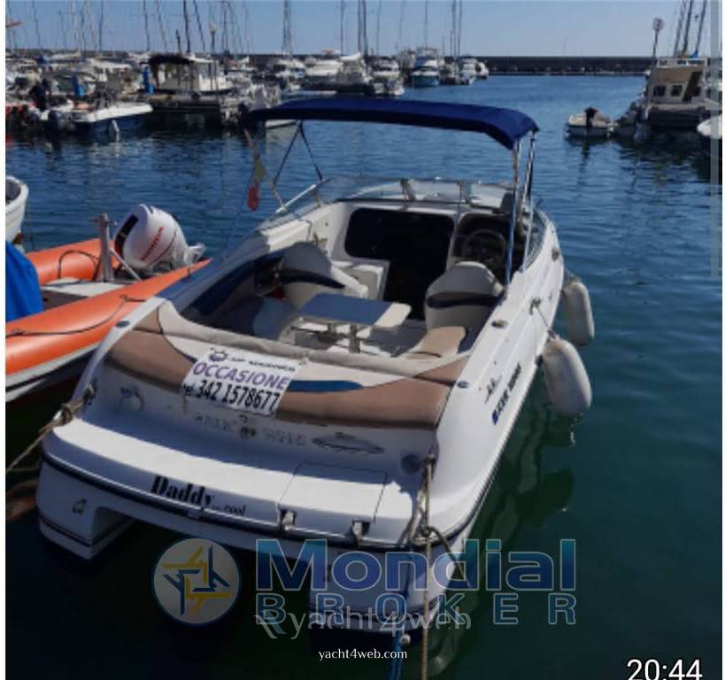 Four winns 205 sundowner Barco de motor usado para venta