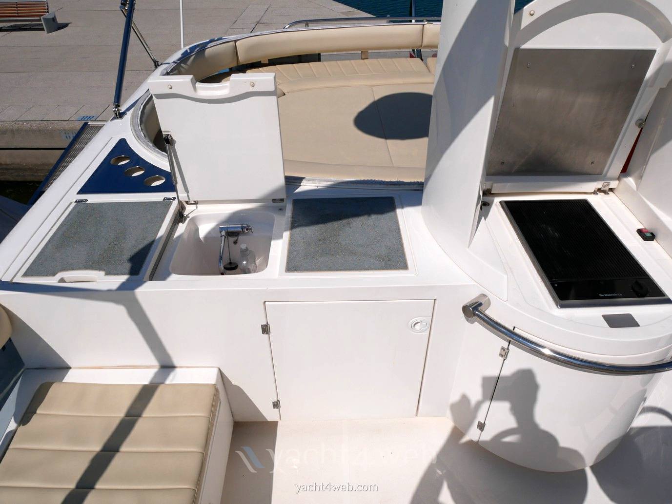 Fairline Squadron 58