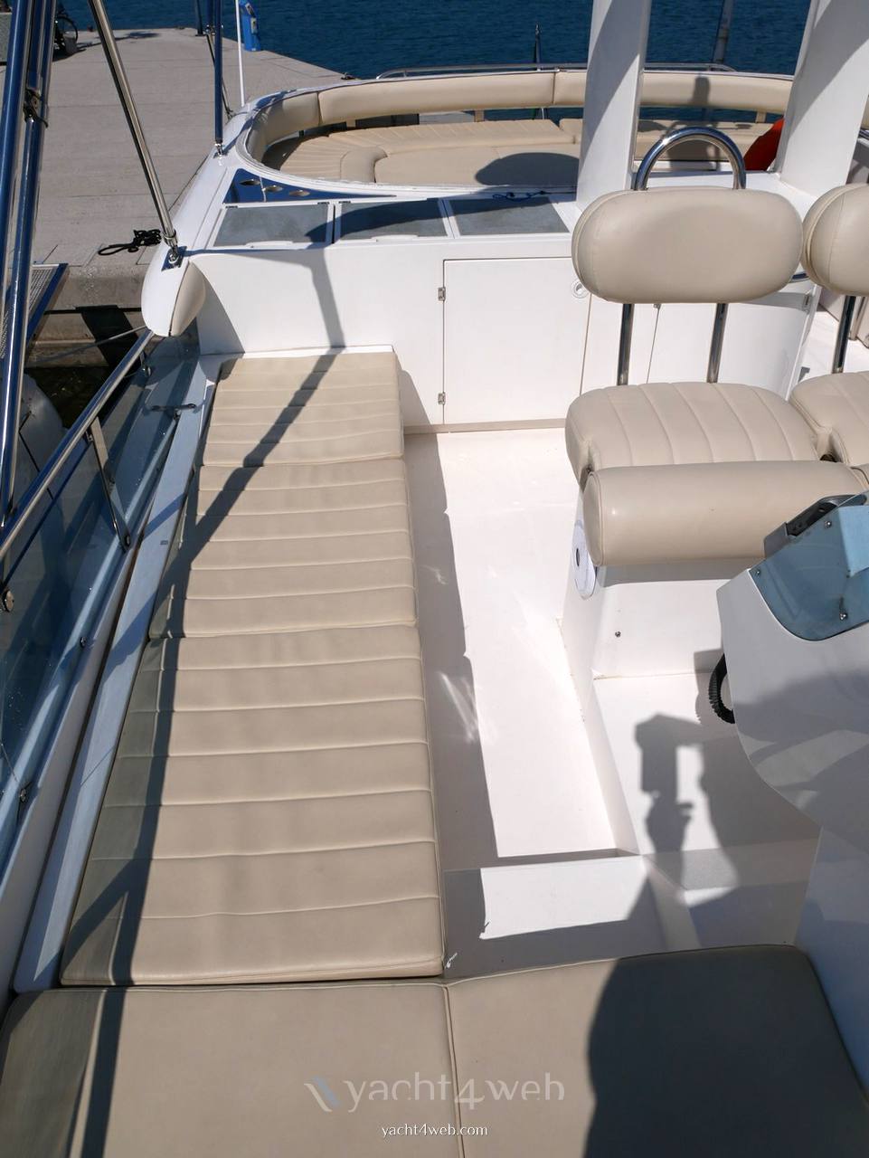 Fairline Squadron 58