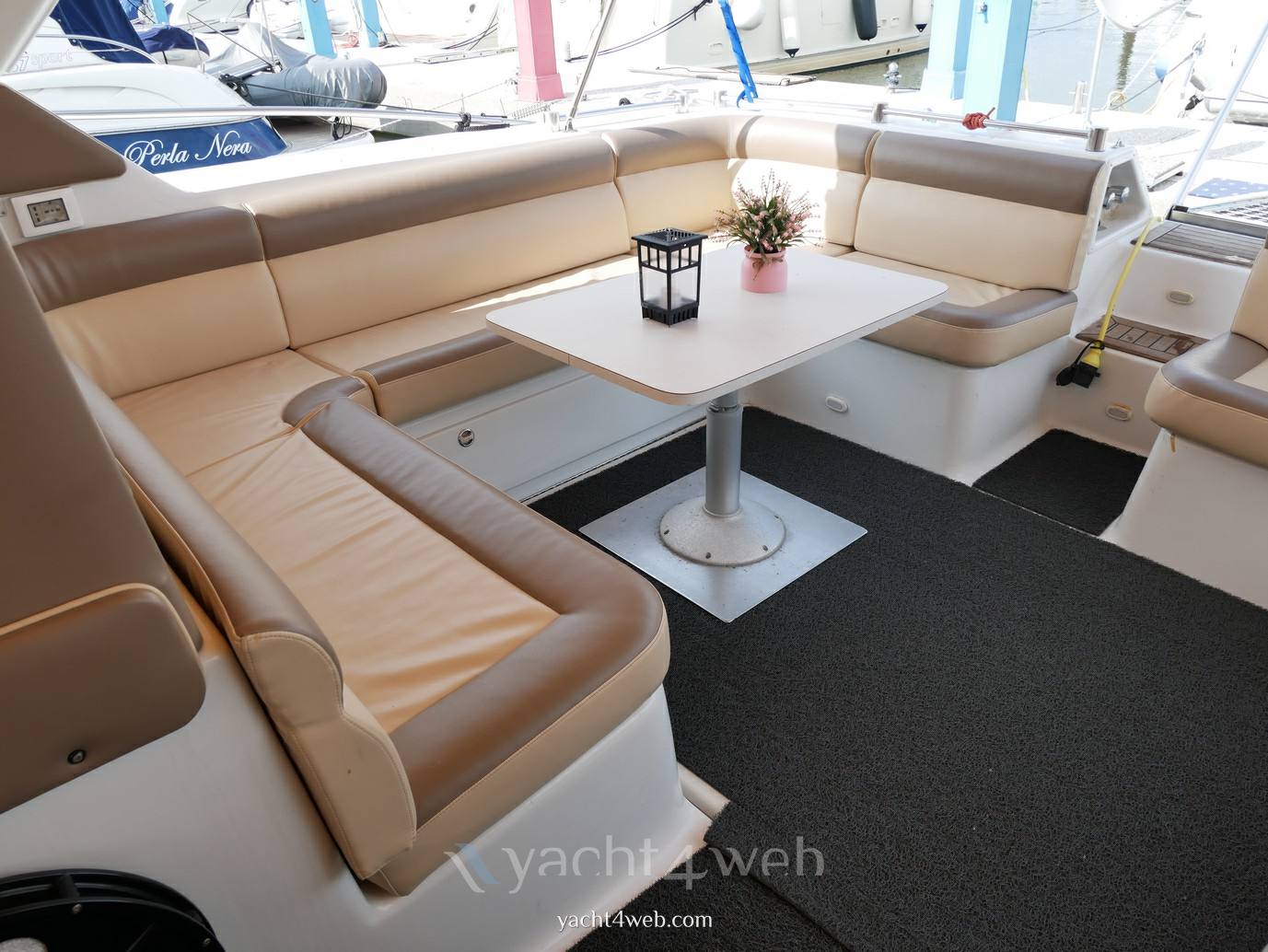 Chris craft Amerosport Фото