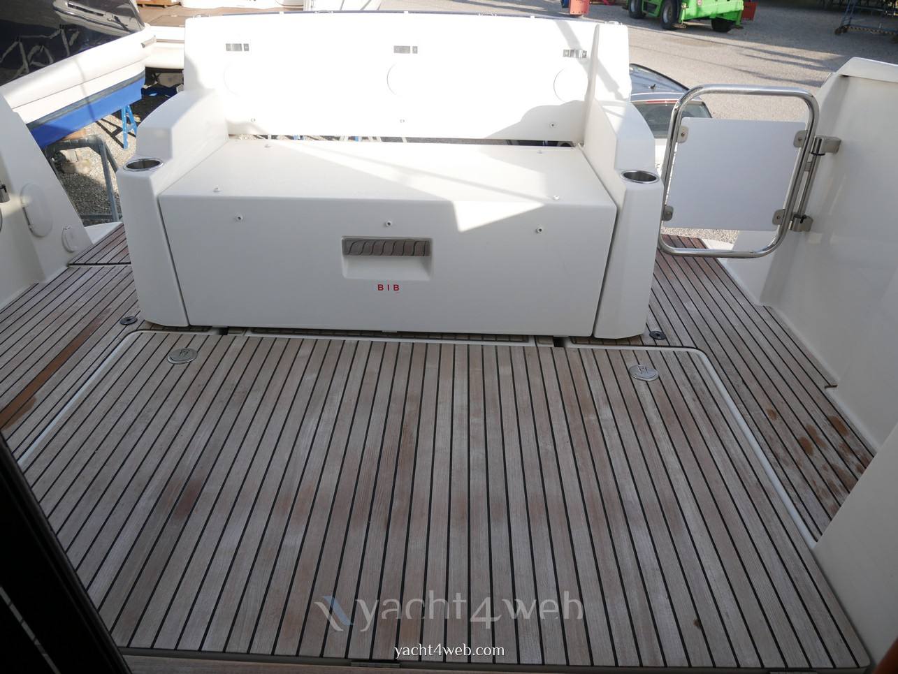 Jeanneau Nc9 Flybridge verwendet