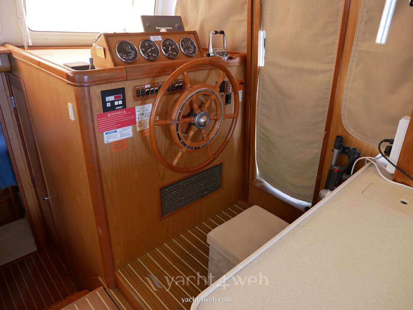 Mainship 400 trawler Motorboot