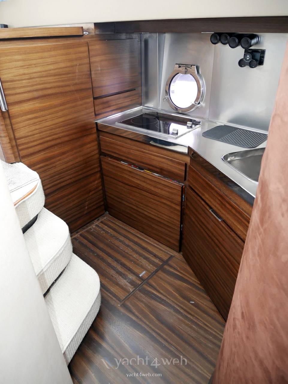 Azimut 40s Flybridge