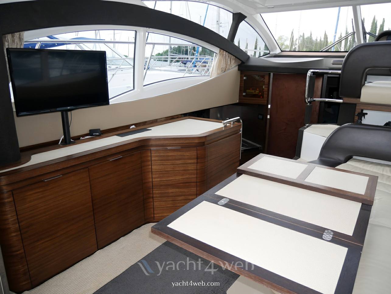 Azimut 40s Flybridge