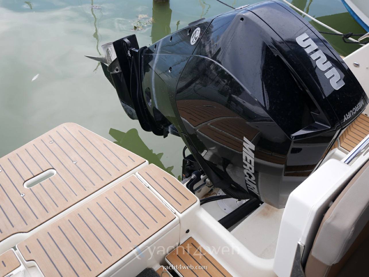 Quicksilver 755 weekender Motorboot gebraucht zum Verkauf