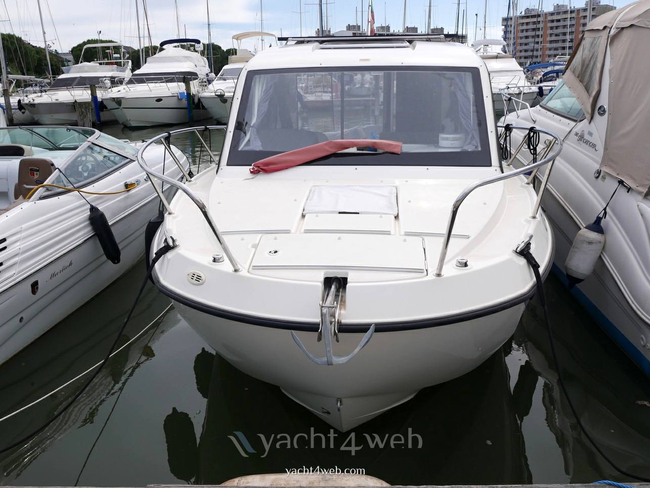 Quicksilver 755 weekender Flybridge