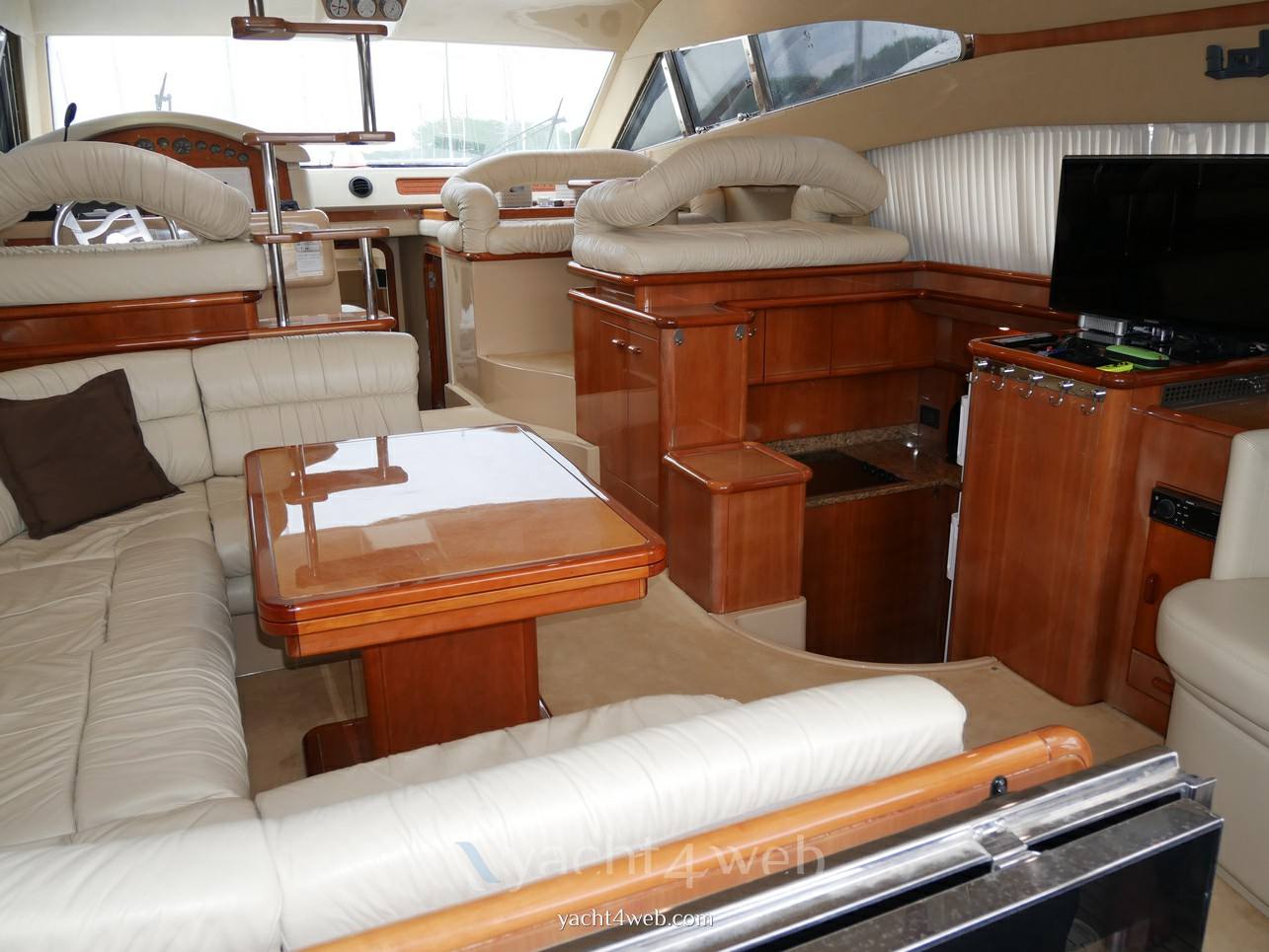 Ferretti 480 使用