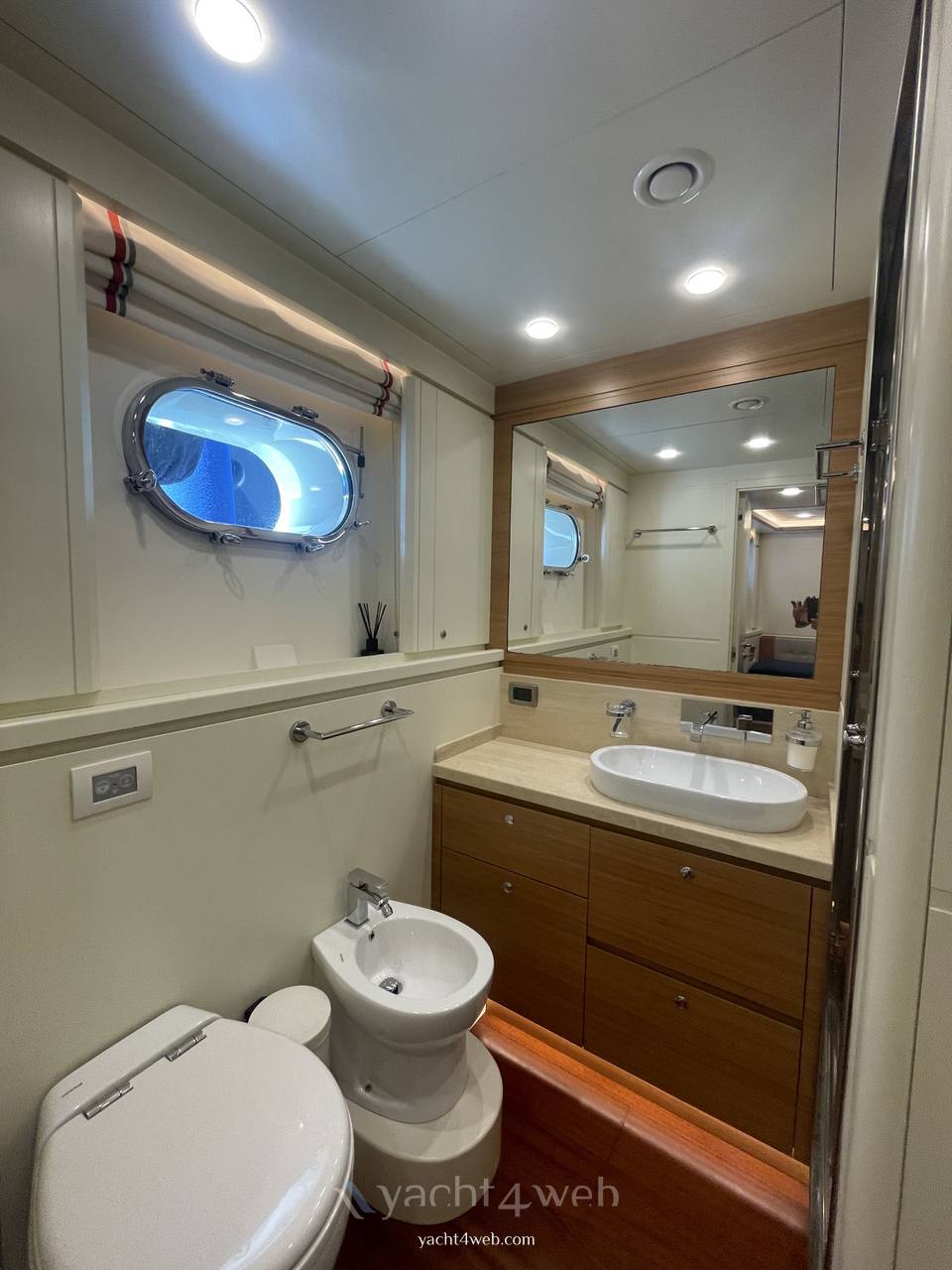 Cantiere delle marche Darwin 86 