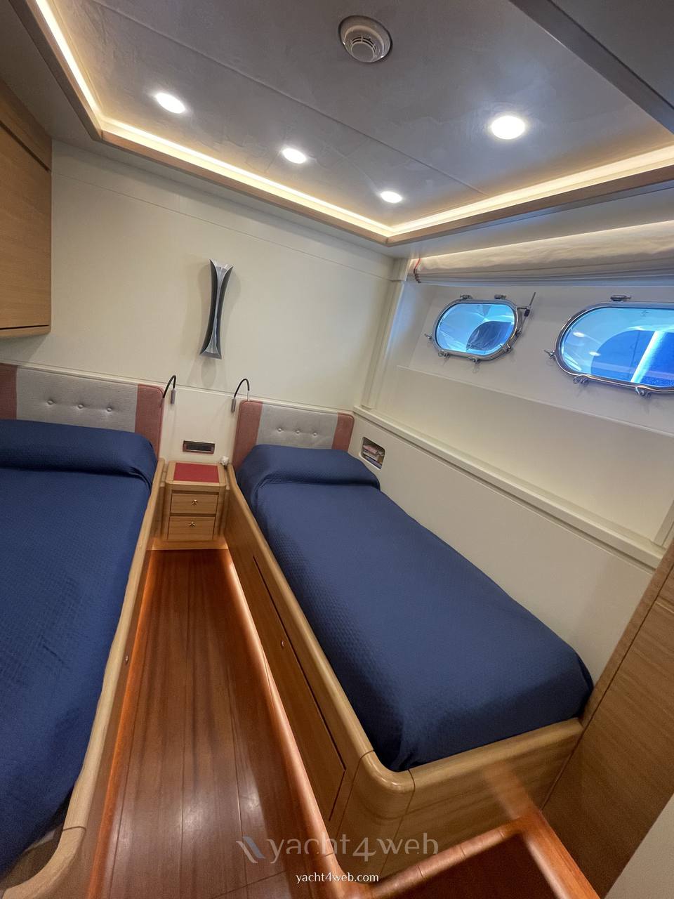 Cantiere delle marche Darwin 86 fotografia