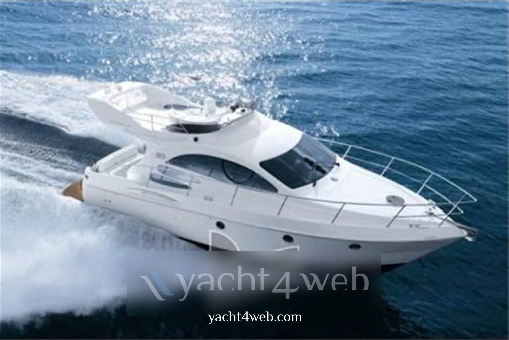Azimut Az 39