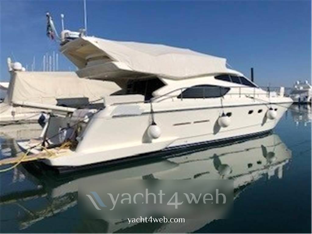 Ferretti yachts 53
