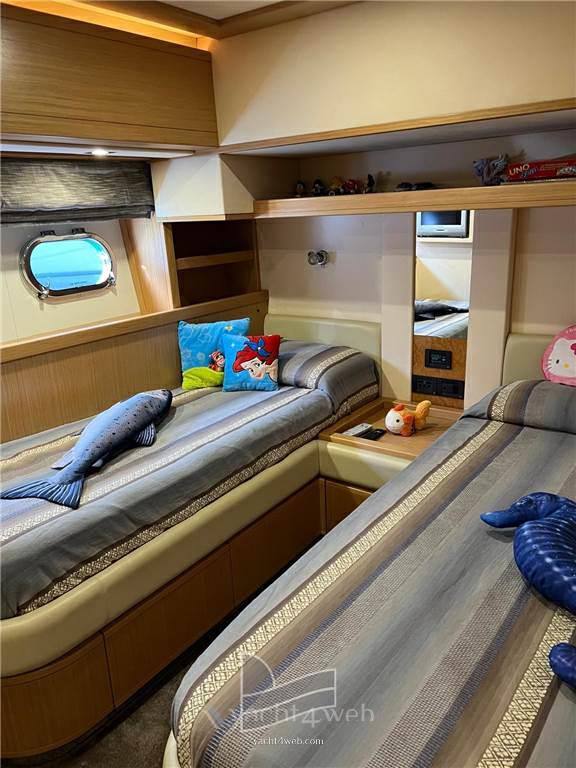 Ferretti yachts Ferretti 761