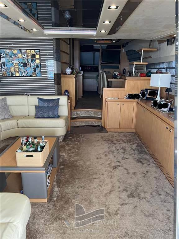 Ferretti yachts Ferretti 761