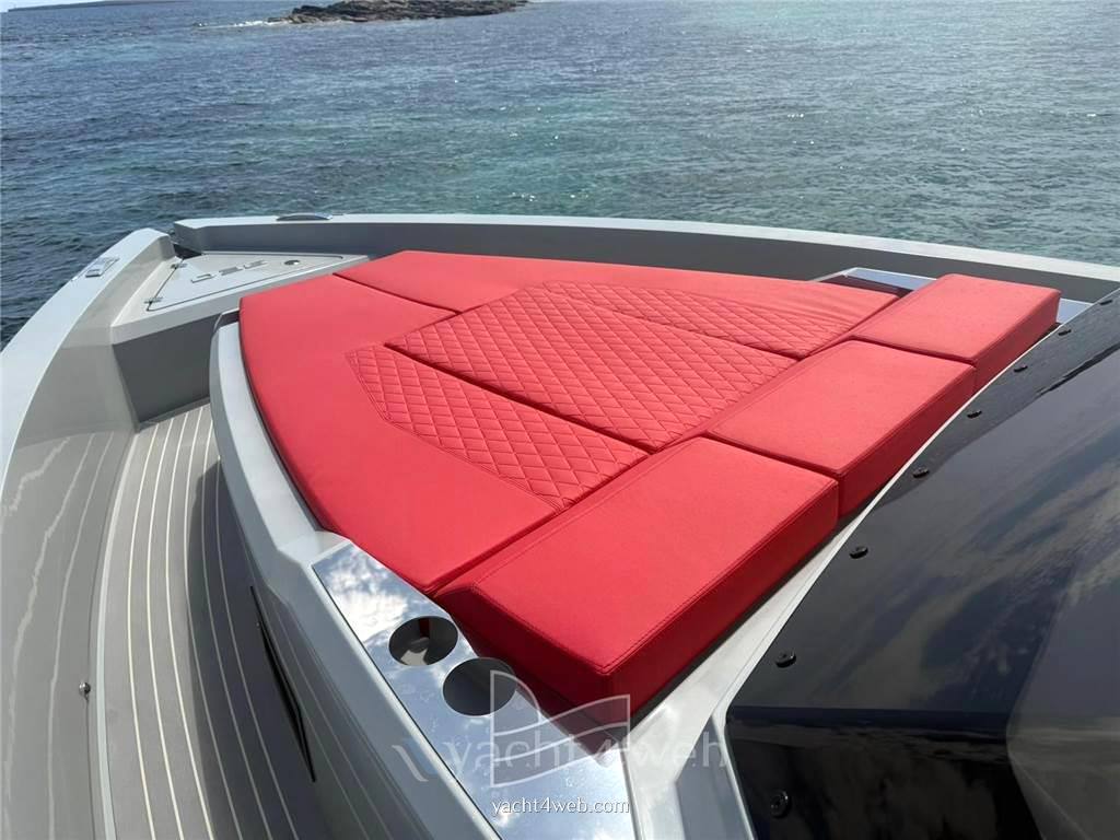 De antonio yachts D36 open