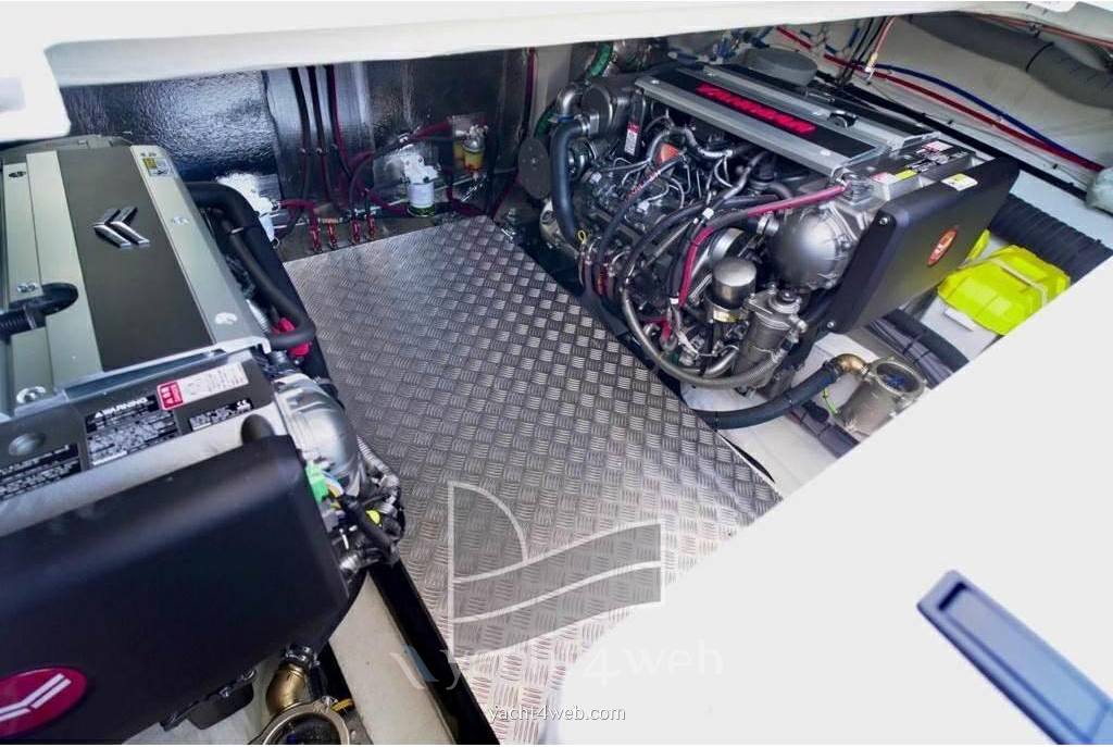 Greenline yachts 48 fly