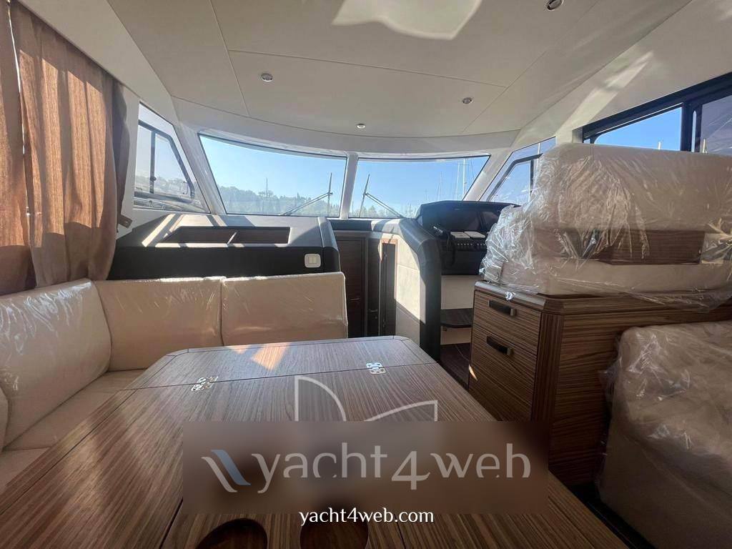 Greenline yachts 48 fly