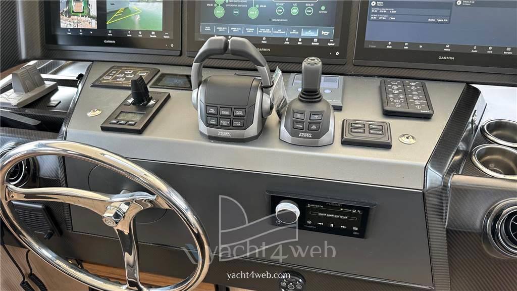 Bluegame Bgx73 Barca a motore usata in vendita