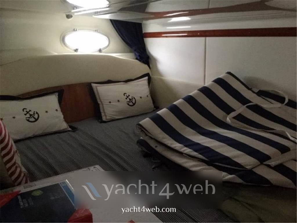 Cranchi Zaffiro 34 Express Cruiser