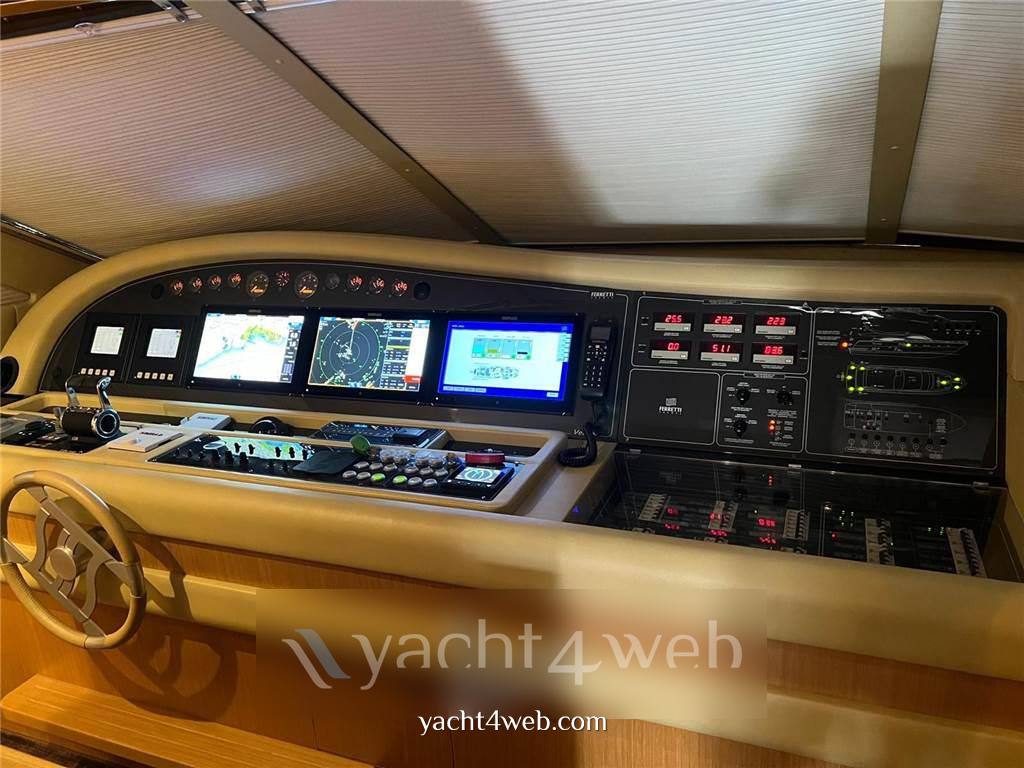 Ferretti yachts Ferretti 761 Flybridge usato