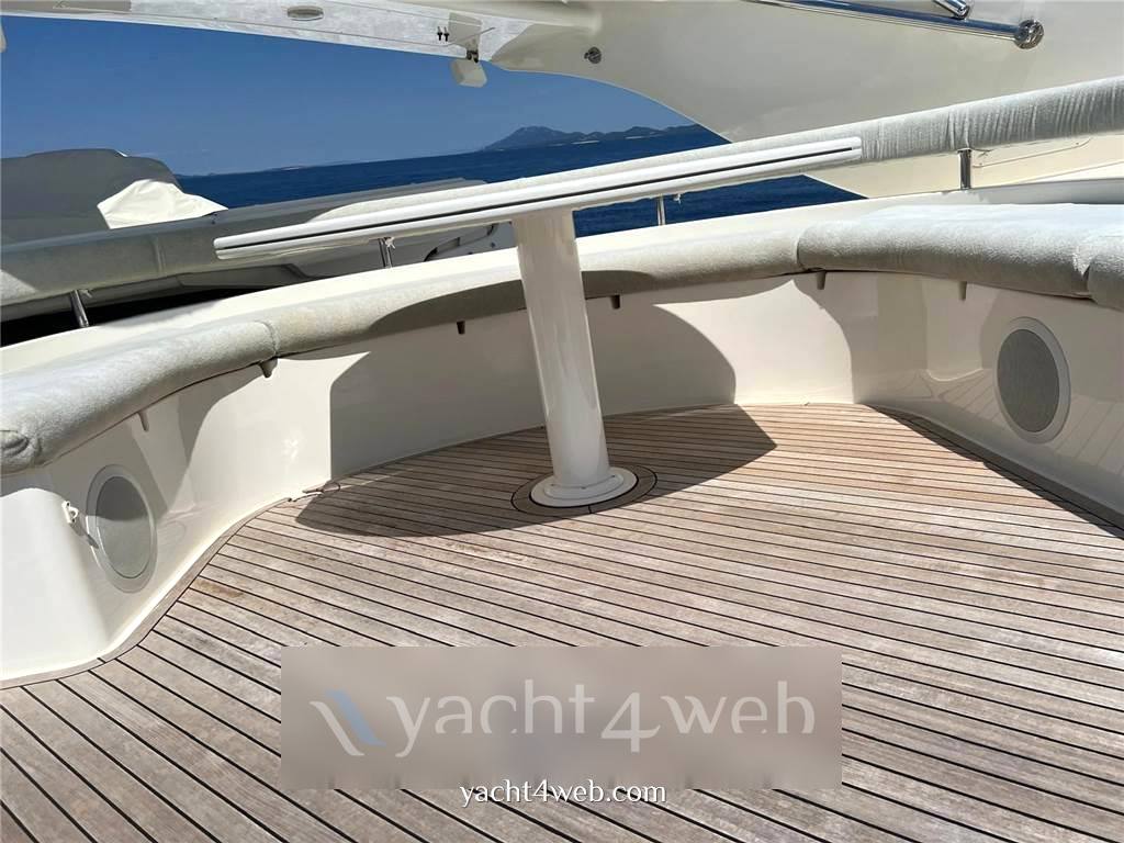 Ferretti yachts Ferretti 761 Barca a motore usata in vendita