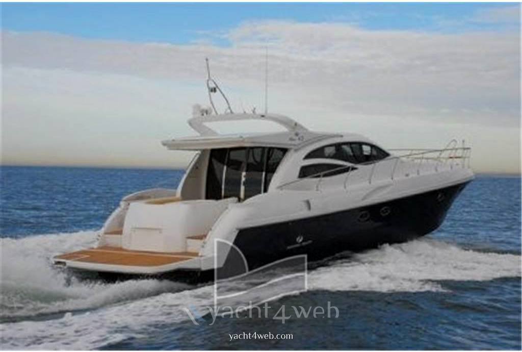 Innovazioni e progetti Alena 48 Barca a motore usata in vendita