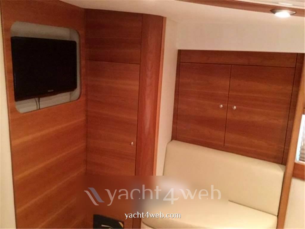 Innovazioni e progetti Alena 48 barca a motore