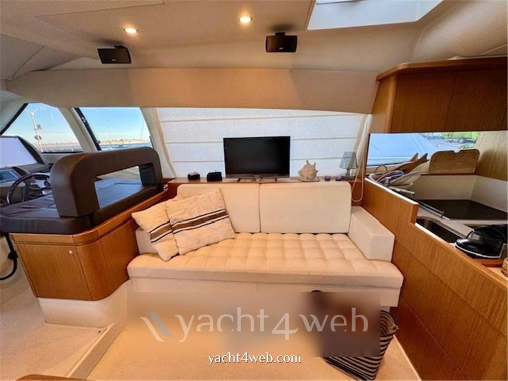 Ferretti yachts Ferretti 530 Barca a motore usata in vendita