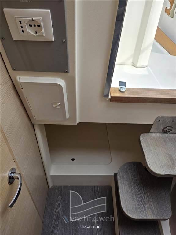 Capelli Cap 28 wa Barca a motore usata in vendita