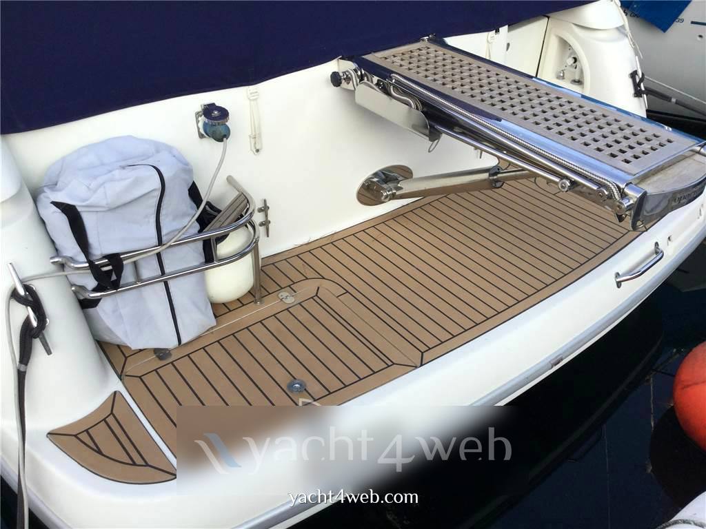 Sessa marine Oyster 35 bateau à moteur