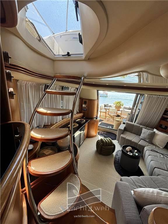 Azimut 68 Флайбридж используется