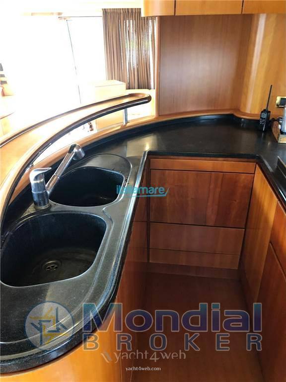 Azimut 62 flybridge evo