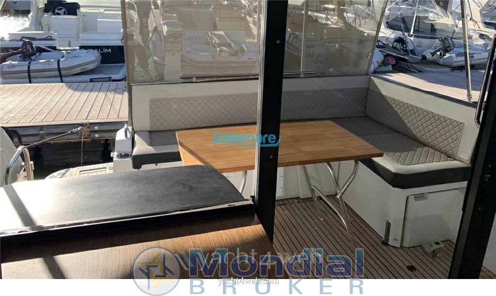 Jeanneau Nc 37 Жесткий верх используется